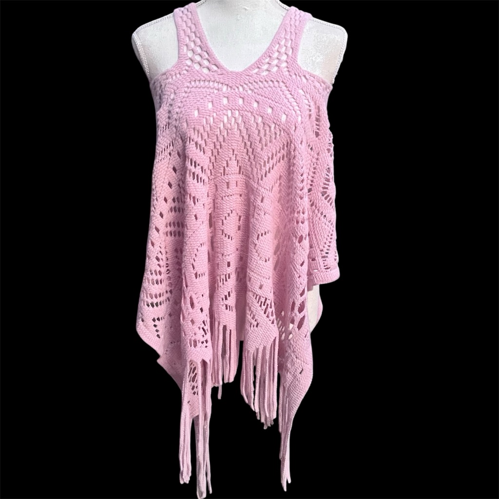 Chic Pink Crochet Fringe Top